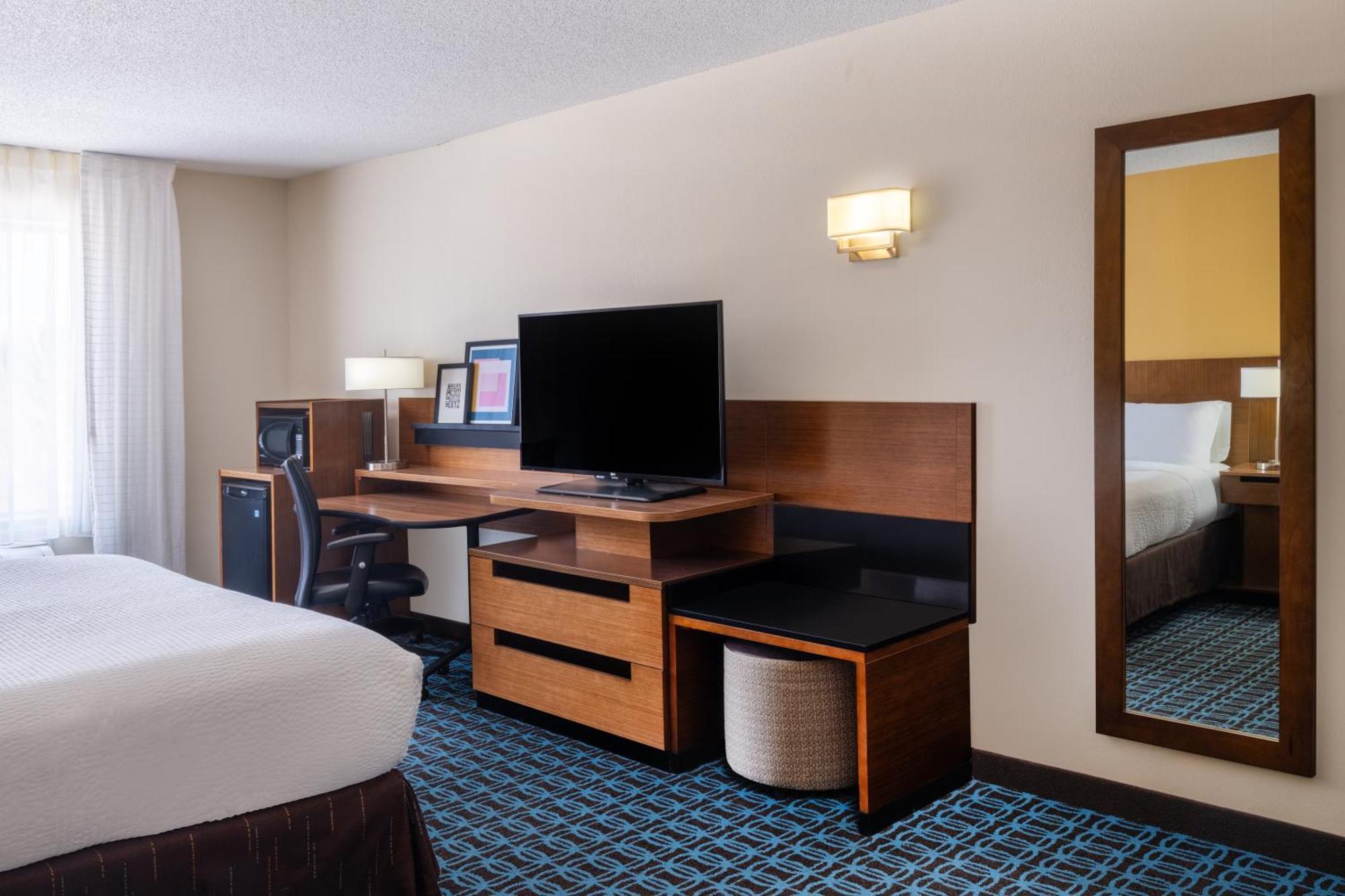 Garner Hotel Macon West By Ihg Exterior foto